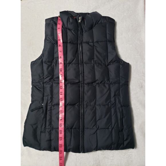 GAP Down Filled Vest Women's Size XS Front Zip Quilted Black w/Red Inner Lining - Picture 11 of 11